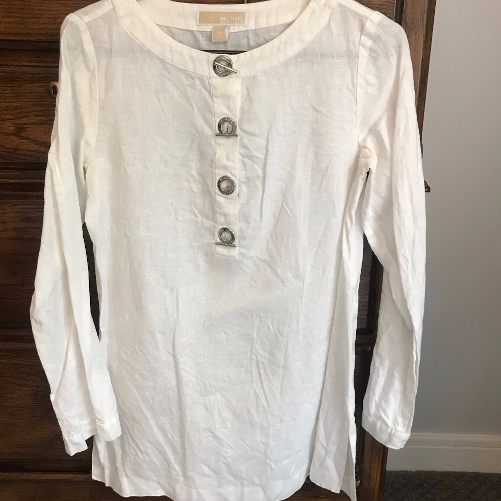 White linen top